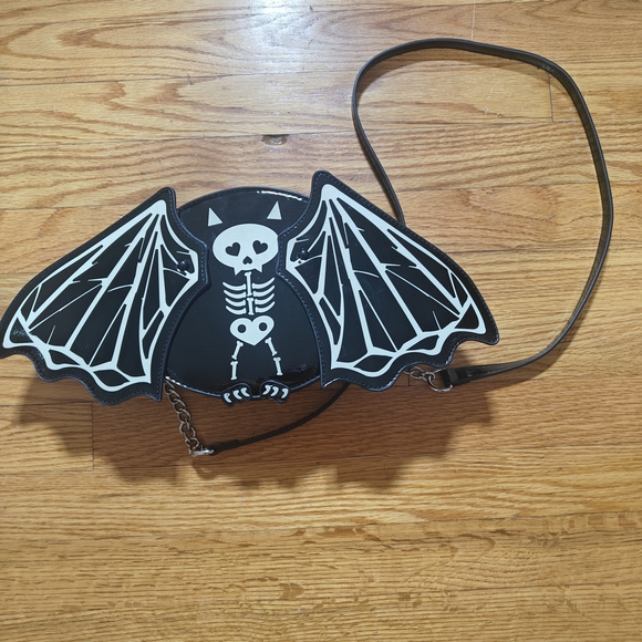 Betsey Johnson Black and White Skeleton Crossbody Bag - Picture 1 of 9